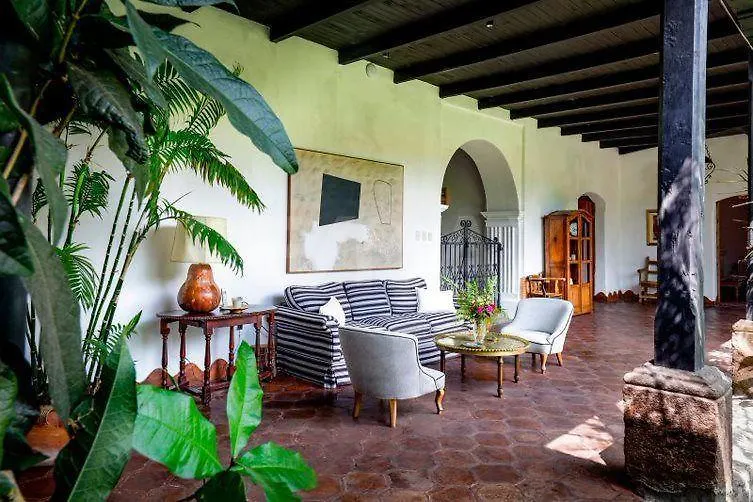 Eternal Spring Hotel Antigua Guest house